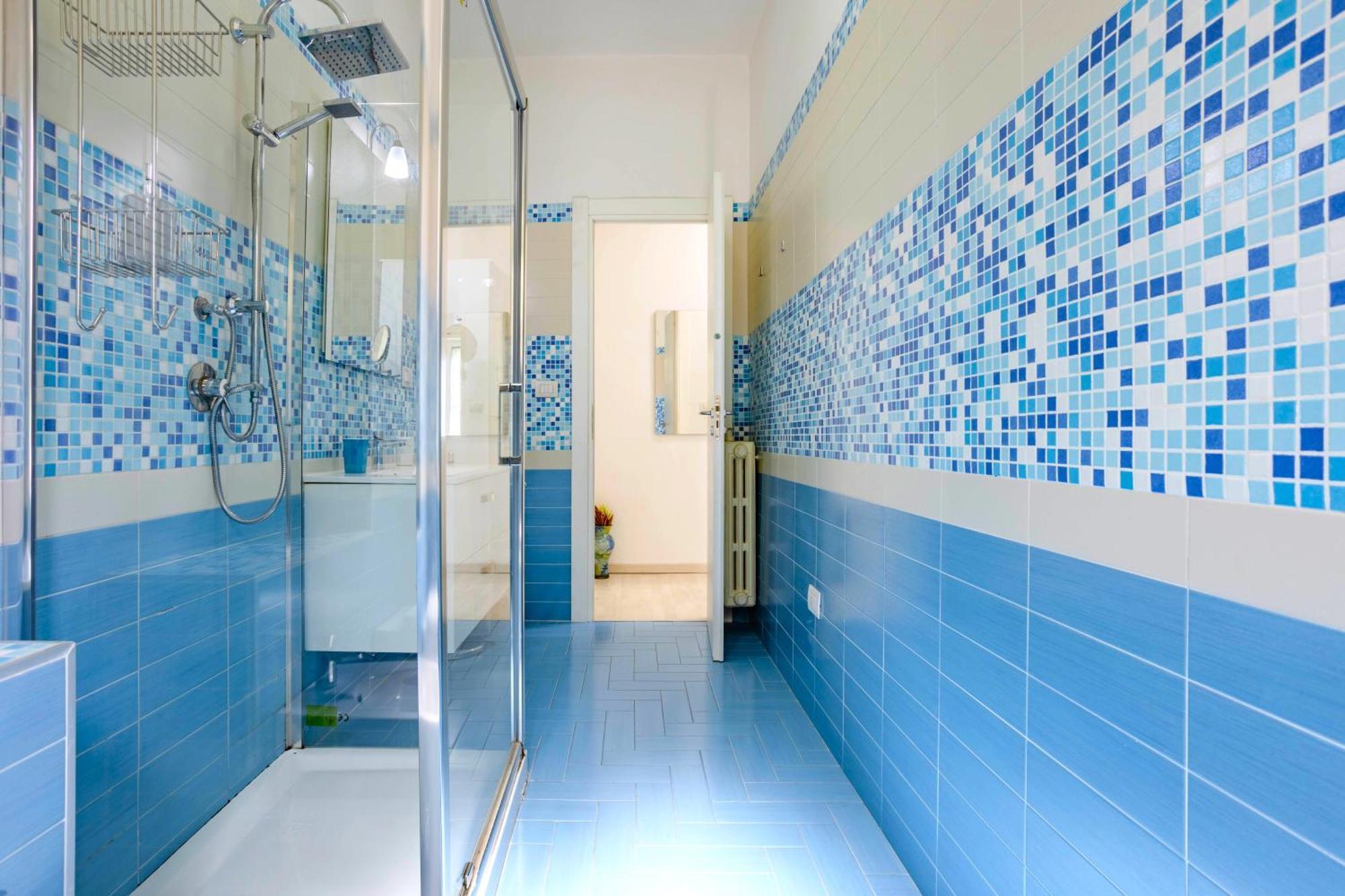 דירות נאפולי Hostly - Vittoria House - Near The Center With Private Parking מראה חיצוני תמונה